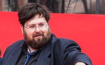 L'Isola dei famosi sta per tornare, Mario Adinolfi è tra i concorrenti?