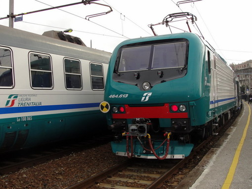 Torna attiva la linea Asti-Alba: 6 coppie di treni dal lunedì al venerdì, per un totale di 12 corse giornaliere