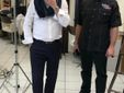 Raffaele Giugliano (a sinistra) con un collaboratore
