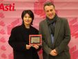 L'autrice con Riccardo Costa, responsabile dell'Asti International Film Festival (Ph. Merfephoto - Efrem Zanchettin)