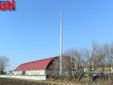 Le foto del traliccio nei pressi delle scuole (MerfePhoto)