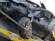 La carcassa della Clio coinvolta nell'incidente avvenuto a Robella