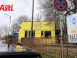Il degrado dell'ex chiosco (Merphefoto)