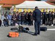 Alcune immagini della 'lezione' tenuta dagli operatori astigiani