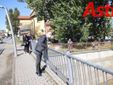 Il sindaco Rasero mentre monitora il fluire della piena