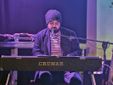 Jacopo Perosino durante un'esibizione live