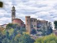 L'antico castello di Calosso, sede di Calosso Day il 21 maggio