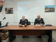 Il colonnello Bernardino Vagnoni e l'allora maggiore Lorenzo Repetto, all'epoca rispettivamente Comandante provinciale dell'Arma e responsabile del Nucleo Operativo dell'Arma astigiana, ritratti nel corso della conferenza stampa del maggio 2018