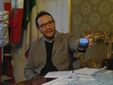 Marcello Coppo, appassionato di bici, mostra quanti km ha percorso rinunciato spesso all'auto