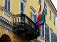 Bandiere a mezz'asta anche al Comune di Costigliole d'Asti