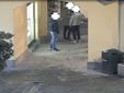 Lo spaccio avveniva anche in pieno centro, come dimostra questa immagine relativa piazzetta Italia