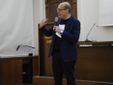 Zingaretti fotografato nel corso del suo intervento