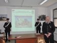 Il Capitano Alessandro Caprio, comandante della Compagnia di Canelli, ritratto durante la stessa conferenza stampa