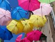 Gli ombrelli colorati