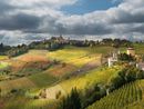 In foto: una veduta di Castel Rocchero In foto: una veduta di Castel Rocchero
