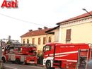 Incendio in un condominio di corso Alessandria, due famiglie evacuate