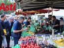 Asti, il Comune affida il noleggio di bagni chimici per il mercato di piazza Campo del Palio