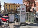 La bacheca di piazza Roma