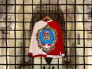 La giubba presentata ieri dal rione San Secondo
