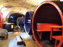 Cantina di uno degli appartamenti di Corte dell'Uva, luxury resort a Belveglio