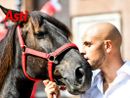 La sbandierata dell'Asta in piazza San Secondo (Fotoservizio Gauzzone, Merphefoto, Olimpi)