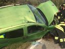 Belveglio: auto a metano gravemente danneggiata dopo un'uscita di strada