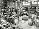 Fabbrica di botti di Asti ad inizio Novecento, ripresa da Umberto Eclesia Fabbrica di botti di Asti ad inizio Novecento, ripresa da Umberto Eclesia