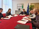 La sottoscrizione degli accordi oggi in Prefettura La sottoscrizione degli accordi oggi in Prefettura