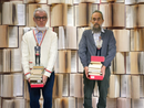 Biagio Bagini e Gian Luigi Carlone della Banda Osiris bibliotecari per un giorno