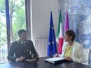 Il commissario Camardella a colloquio con il questore Marina Di Donato Il commissario Camardella a colloquio con il questore Marina Di Donato