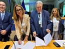 Formazione agricola: il Piemonte firma a Bruxelles un accordo modello per l'Europa Formazione agricola: il Piemonte firma a Bruxelles un accordo modello per l'Europa