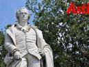 Asti, la statua di Alfieri si illumina di verde per la fibrosi cistica