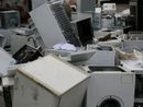 Lavatrici, tv, lampade e condizionatori. In un anno ogni piemontese butta via cinque chili di elettronica