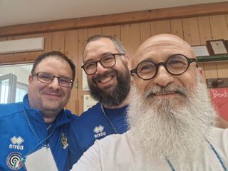 Da destra, Fulvio D'Alessandro, delegato CONI per il Piemonte e tecnico Federale UITS-ISSF; Pietro Boffa, tecnico federale UITS-ISSF; Demis Spincich, commissario straordinario UITS PiemonteFASE REGIONALE TROFEO CONI 2025 - TSN MONDOVÌ Da destra, Fulvio D'Alessandro, delegato CONI per il Piemonte e tecnico Federale UITS-ISSF; Pietro Boffa, tecnico federale UITS-ISSF; Demis Spincich, commissario straordinario UITS PiemonteFASE REGIONALE TROFEO CONI 2025 - TSN MONDOVÌ
