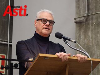La presentazione, ieri sera, dei candidati di Forza Italia (MerfePhoto)