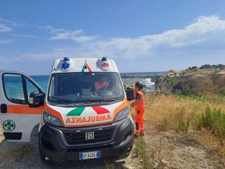 Personale sanitario sul luogo della tragedia (ph. La voce di Imperia, altra Testata del nostro gruppo editoriale) Personale sanitario sul luogo della tragedia (ph. La voce di Imperia, altra Testata del nostro gruppo editoriale)