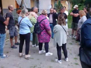 Alcune immagini dell'incontro organizzato dal coordinamento in via Dogliotti