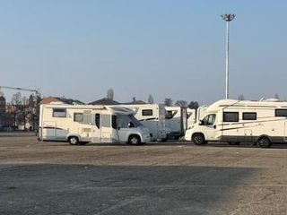 Ulteriori immagini di turisti ad Asti per il Magico Paese di Natale Ulteriori immagini di turisti ad Asti per il Magico Paese di Natale