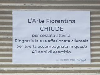Il dettaglio con l'annuncio della chiusura