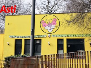 Il degrado dell'ex chiosco (Merphefoto) Il degrado dell'ex chiosco (Merphefoto)