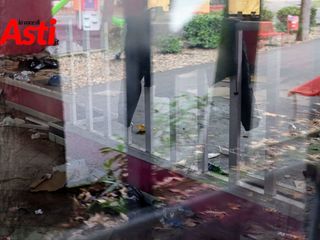 Il degrado dell'ex chiosco (Merphefoto) Il degrado dell'ex chiosco (Merphefoto)