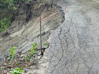 Immagini relative i danni da maltempo sulle strade provinciali