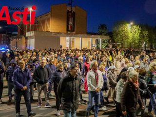 Ricca galleria fotografica della Via Crucis a cura di Merfephoto - Efrem Zanchettin Ricca galleria fotografica della Via Crucis a cura di Merfephoto - Efrem Zanchettin