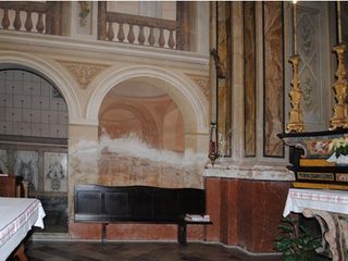 Altare prima dei lavori