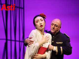 Le immagini di Madama Butterfly (Merphefoto) Le immagini di Madama Butterfly (Merphefoto)