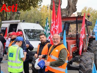 Le immagini del presidio (Merphefoto) Le immagini del presidio (Merphefoto)