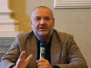 Le immagini della presentazione (Merphefoto) Le immagini della presentazione (Merphefoto)