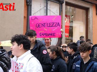La galleria fotografica è di Merphefoto