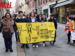 La galleria fotografica è di Merphefoto