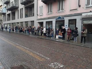 Il flash mob letterario del trasloco ad Alberi d'acqua